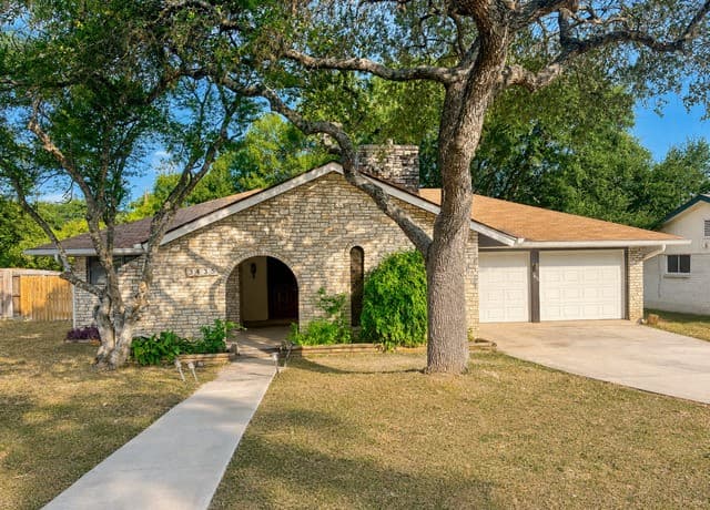 3435 Sugarhill Dr