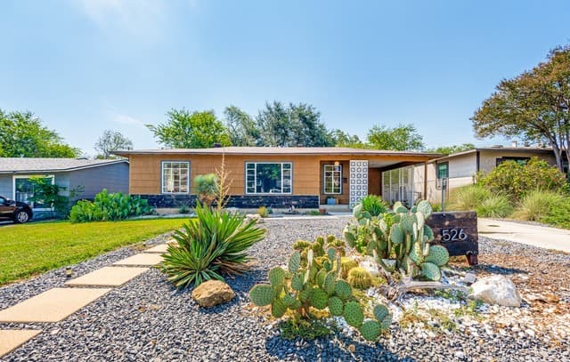 526 Sumner Dr