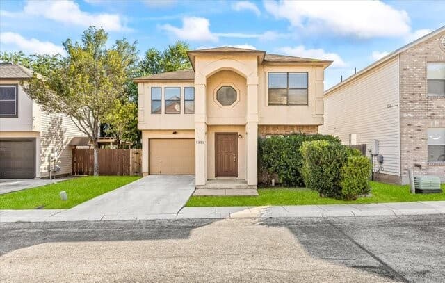 5006 Kenton Trce