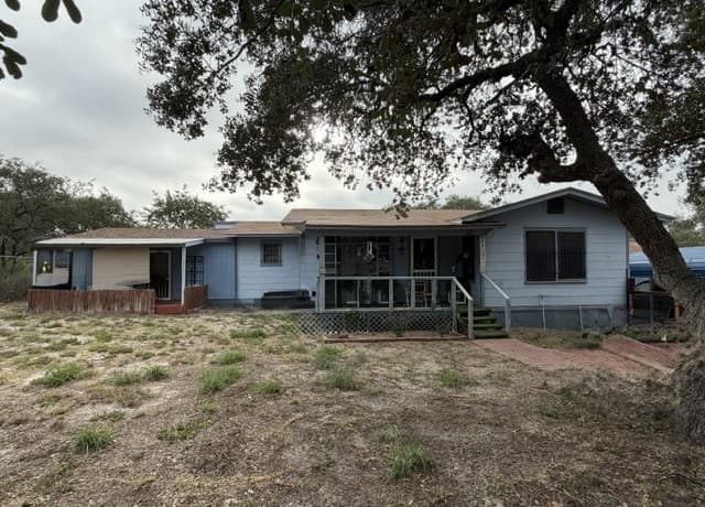 16472 N State Highway 16