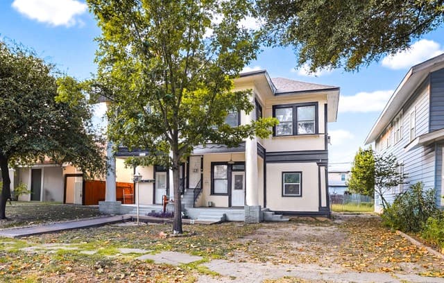 1025 W Craig Pl Unit 4