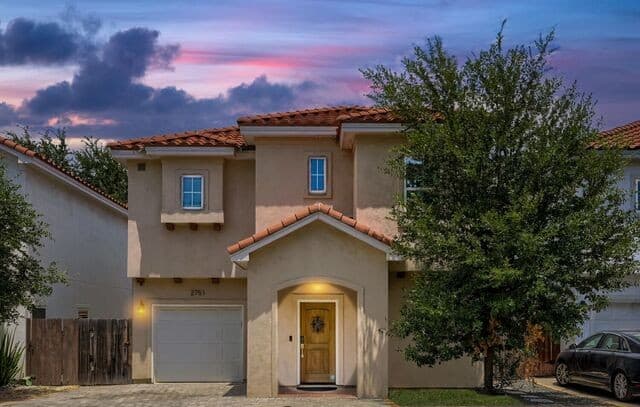 2751 Del Pilar Drive