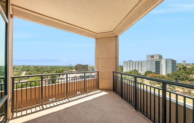 4242 Broadway Unit 503