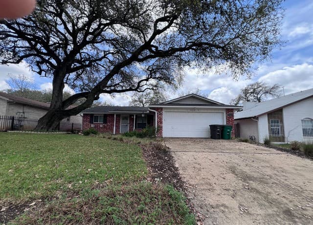 6234 Pancho Villa Dr