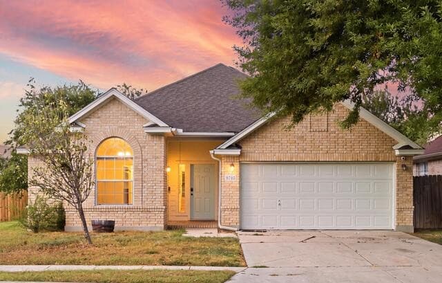9703 Copper Oak