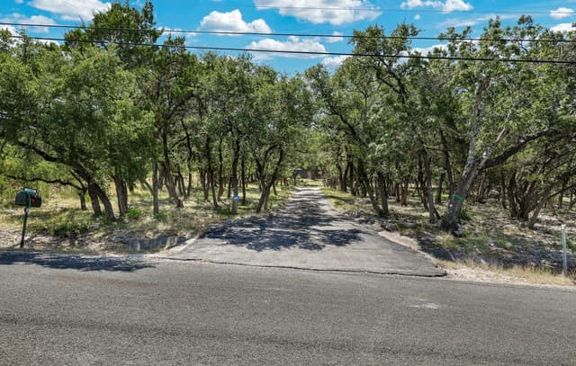 1202 Flagstone Dr.