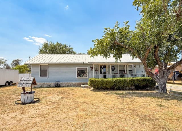 110 Renfro Dr