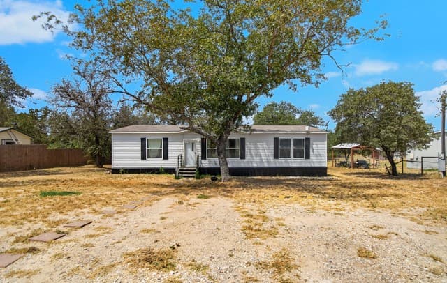 140 Valley View Dr