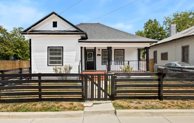 223 Porter St
