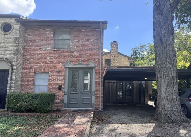 230 W Craig Pl Unit 230