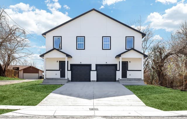 874 E Sunshine Dr Unit 101