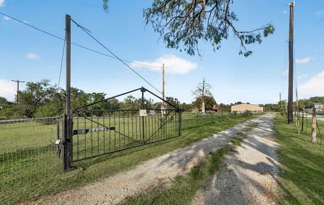 13450 Wheeler Rd