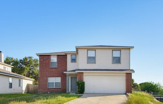 8818 Summer Trail