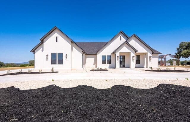 344 Martingale Trail