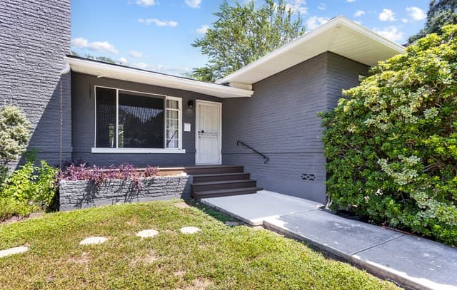 163 Cromwell Dr