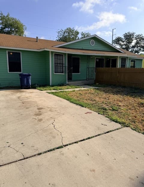 323 Aldama Unit 2