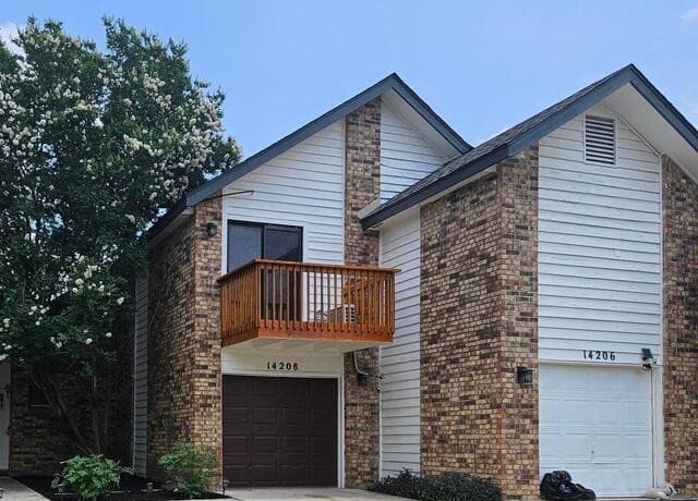 14208 Indian Woods