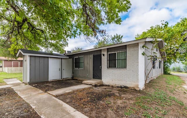 7131 Glen Ter Unit 1