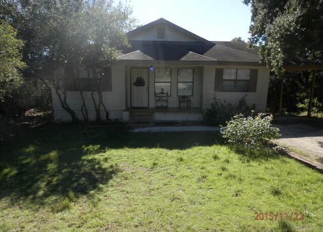 1728 Colleen Dr