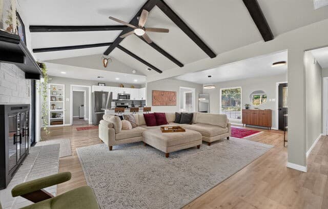5042 Sierra Madre