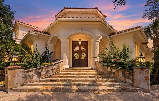 2 Belcourt Pl