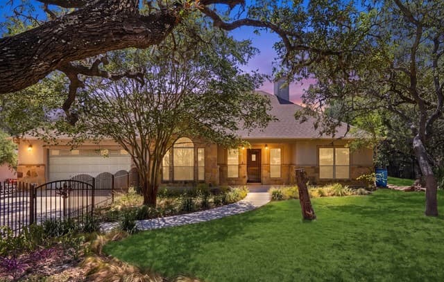 1236 Mossy Hollow