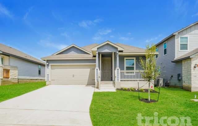 13685 Paxton