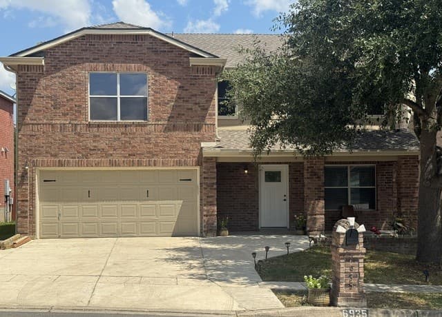 6935 Elmwood Crst