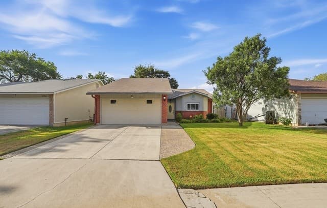6906 Sunset Village Dr