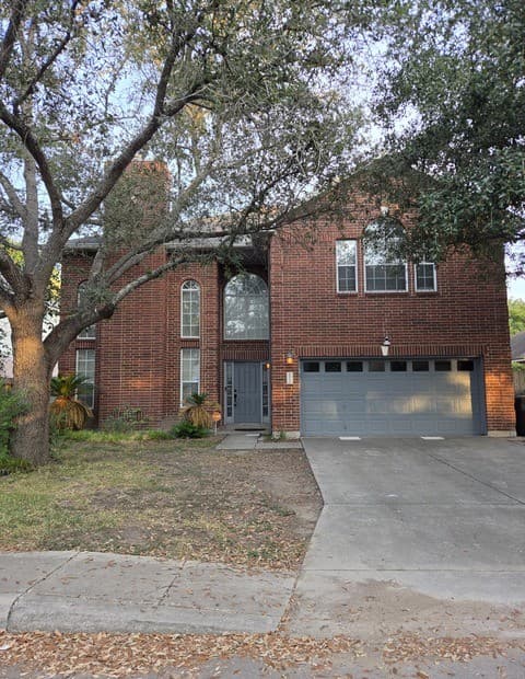 5850 Creekway