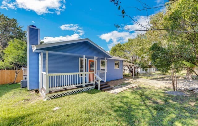 731 Hillside Loop