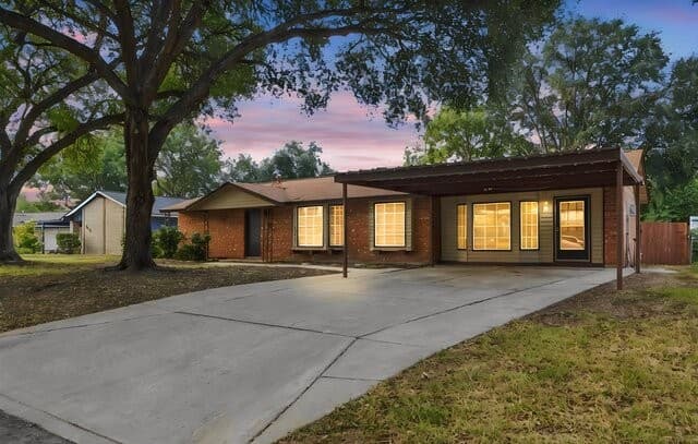 4122 Running Creek Dr