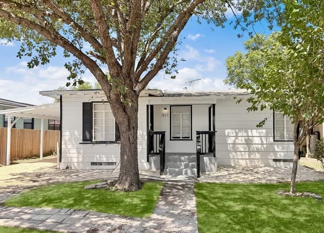 811 La Manda Blvd