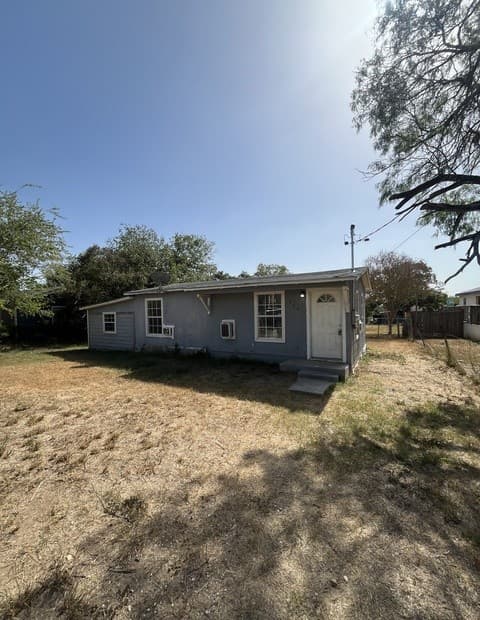904 Pine