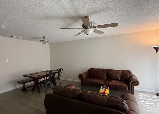 6855 Columbia Ridge Dr