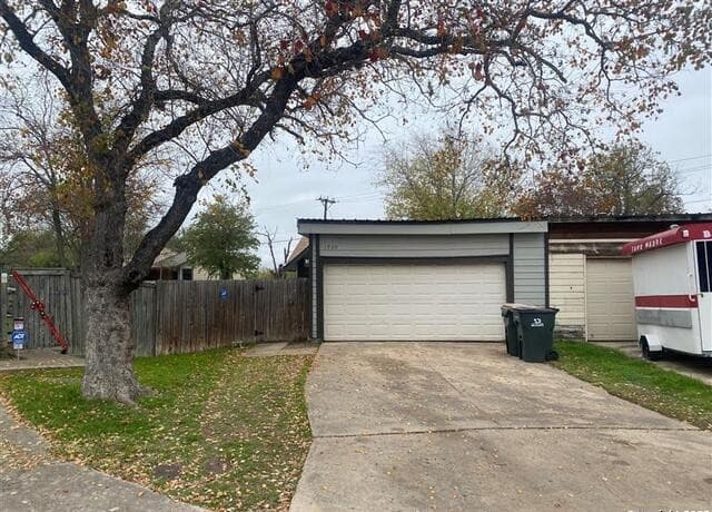 7920 Falcon Ridge