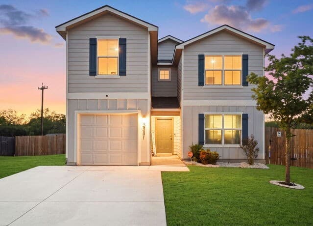 3551 Espada Point