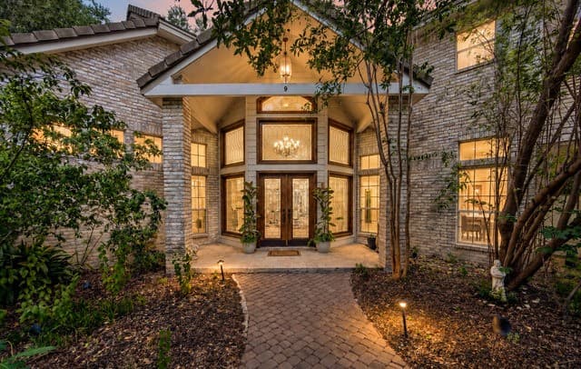 9 Scarborough Sq