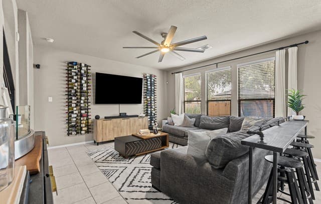 12327 Craddick Cv