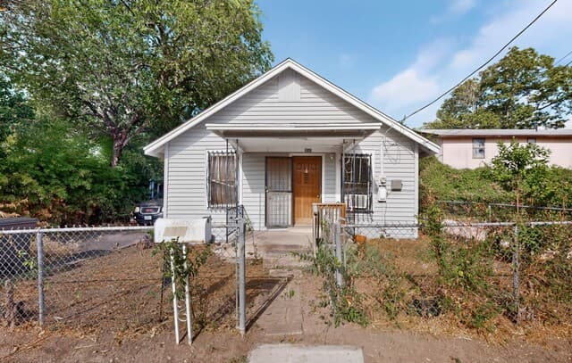 217 Lancaster