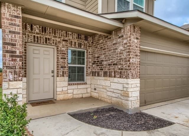 305 Middle Green Loop