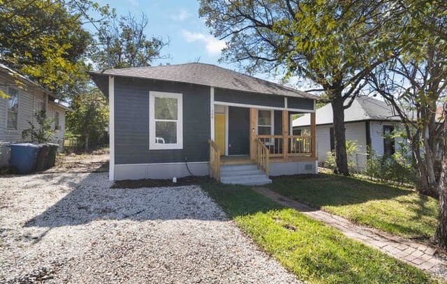 208 Coleman St