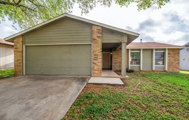 1014 Cloverbrook St