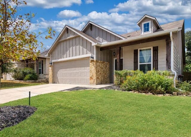 27337 Emilie Canyon