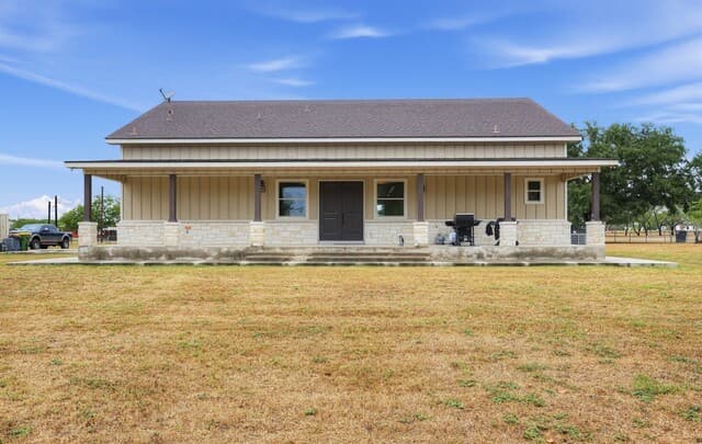 105 Oak View Dr