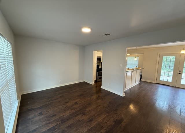 4301 Sun Vista Ln