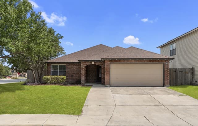 8142 Elktree Pass
