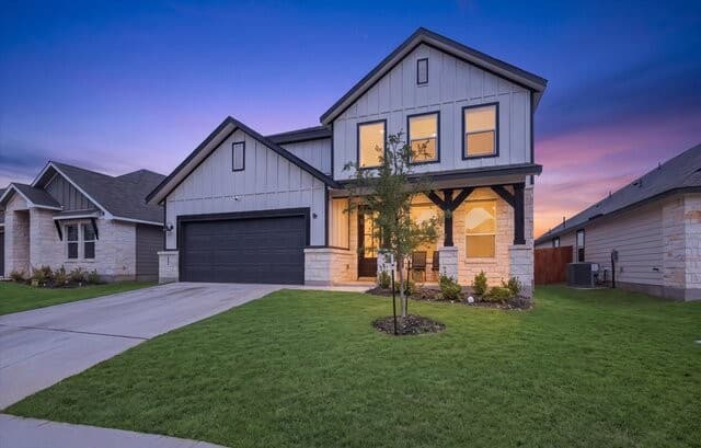 943 Earp Blvd