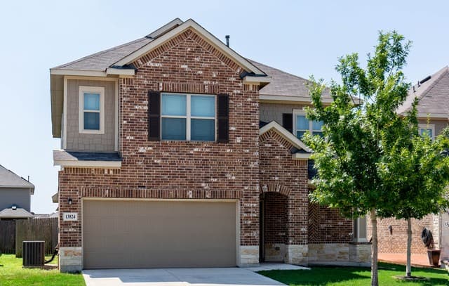 13824 Bellows Path