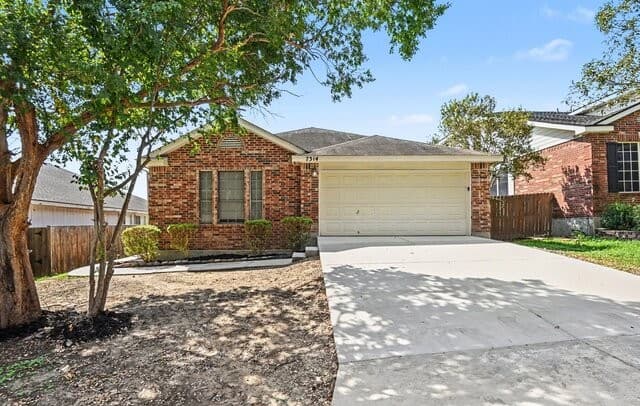 7314 Highland Lake Dr
